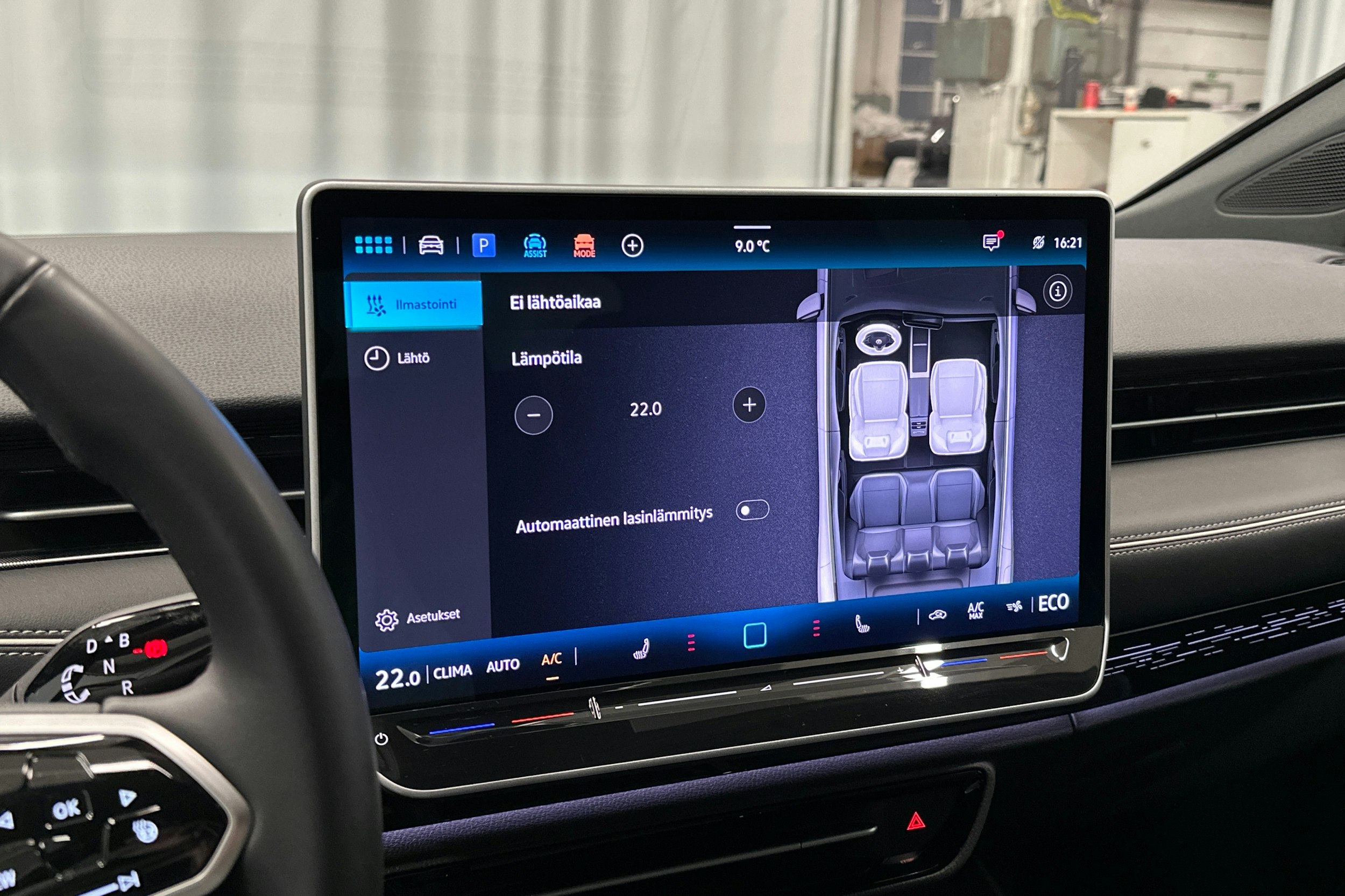 valkoinen Volkswagen ID.7 2025 kuva 32.