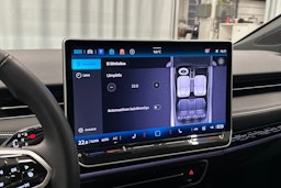 valkoinen Volkswagen ID.7 2025 kuva 32.