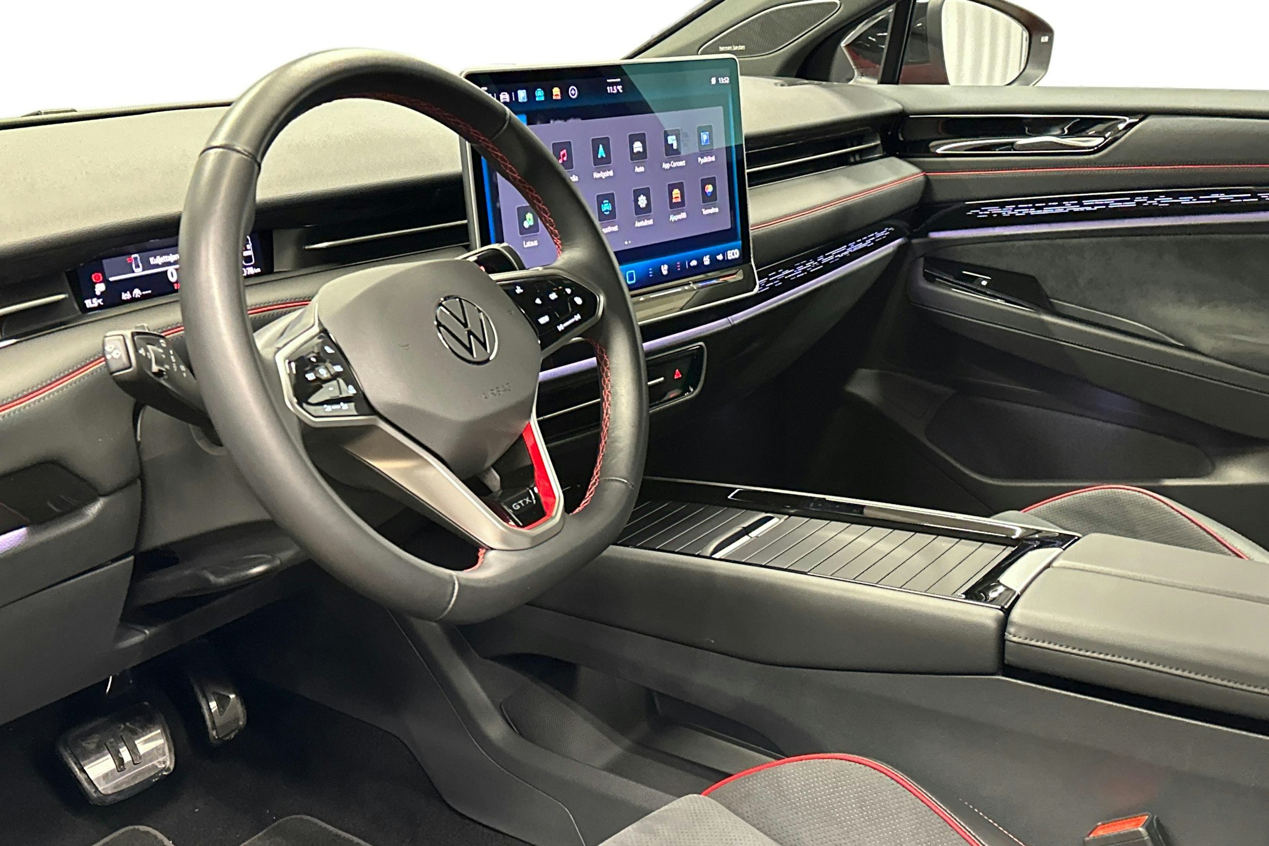 punainen Volkswagen ID.7 2025 kuva 7.