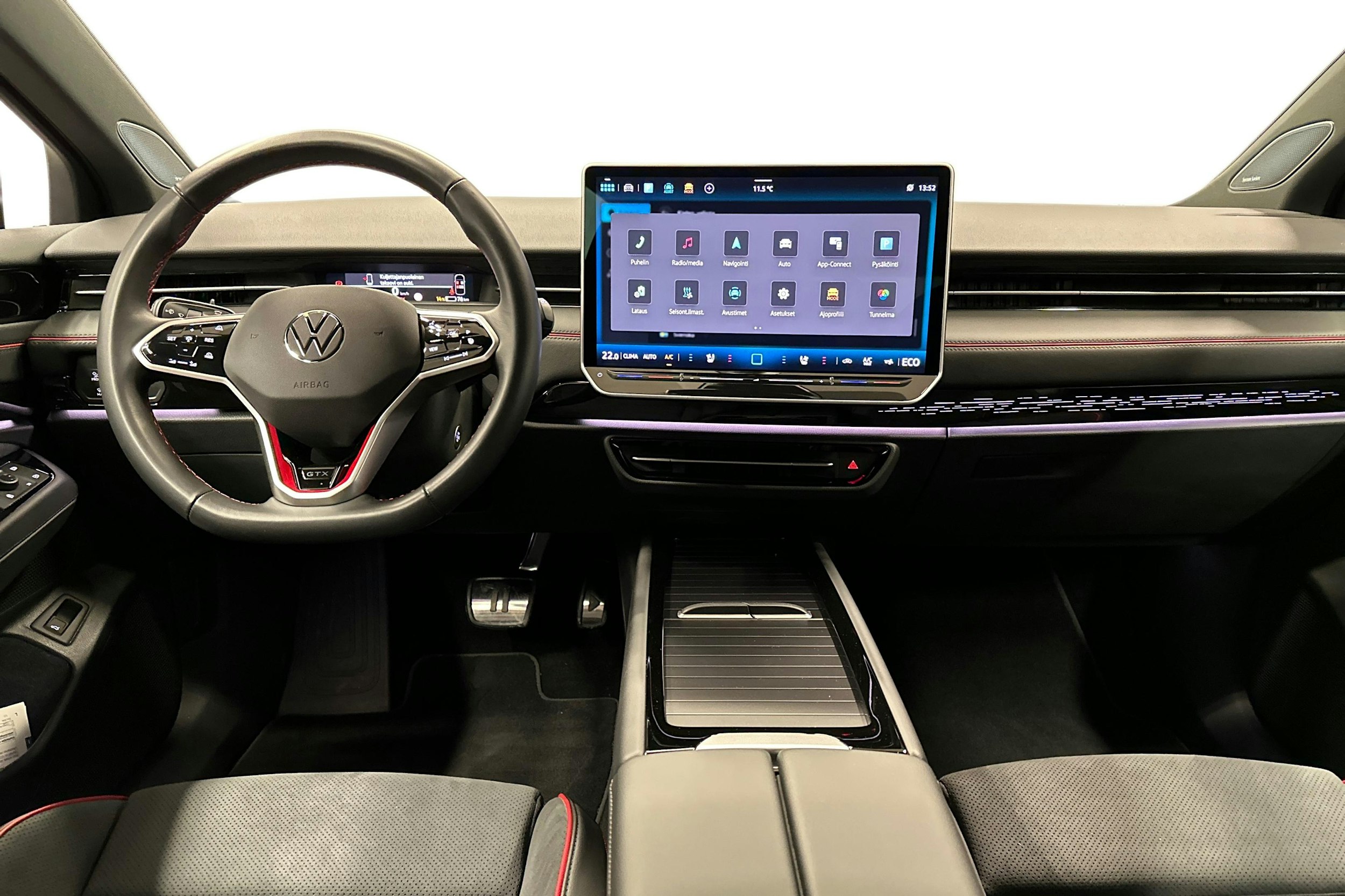 punainen Volkswagen ID.7 2025 kuva 10.