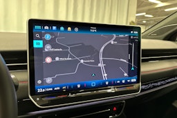 punainen Volkswagen ID.7 2025 kuva 20.