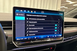 punainen Volkswagen ID.7 2025 kuva 23.