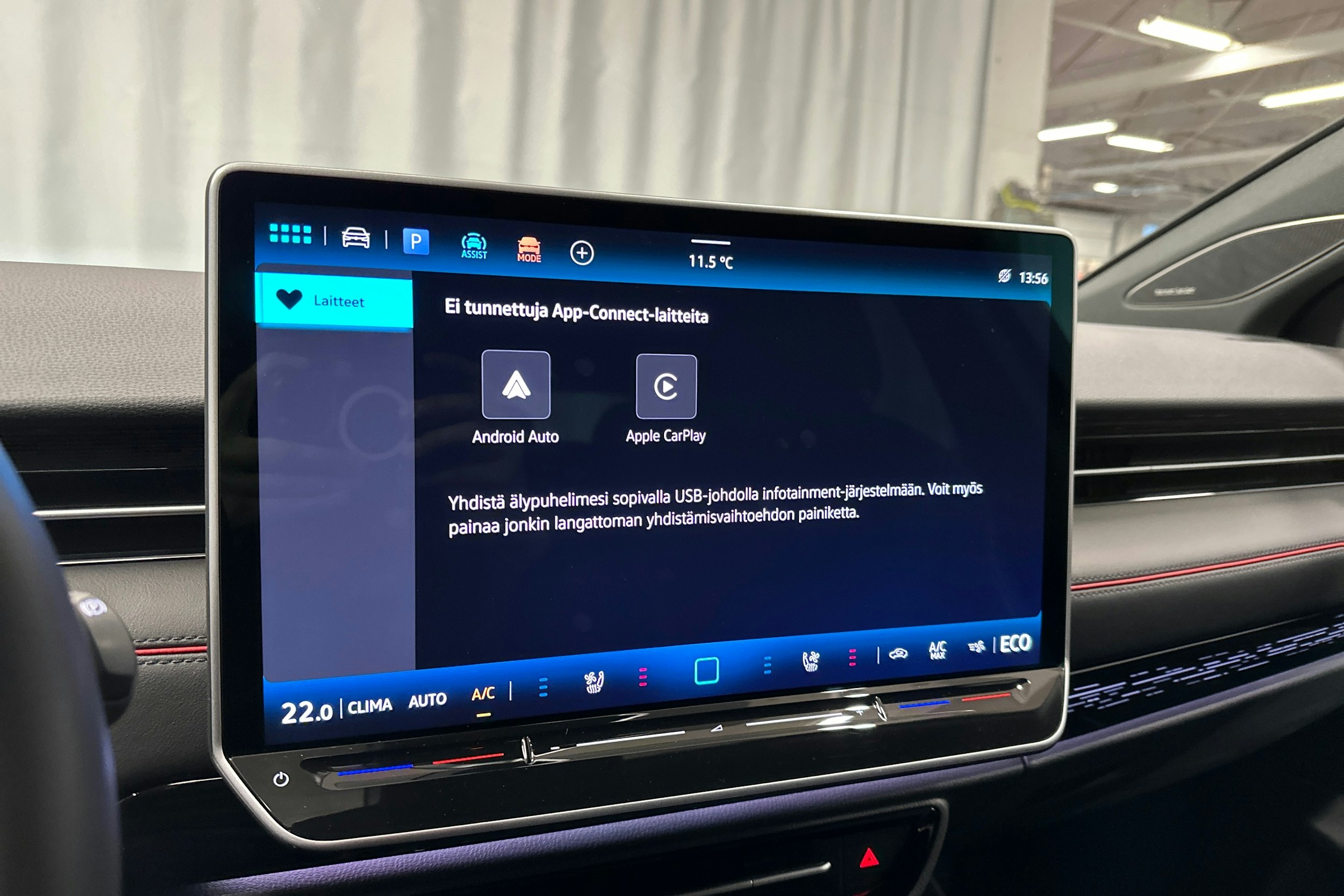 punainen Volkswagen ID.7 2025 kuva 26.