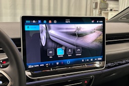 punainen Volkswagen ID.7 2025 kuva 27.