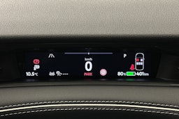 valkoinen Volkswagen ID.7 2025 kuva 23.