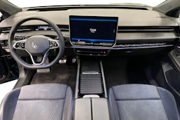sininen Volkswagen ID.7 2025 kuva 7.