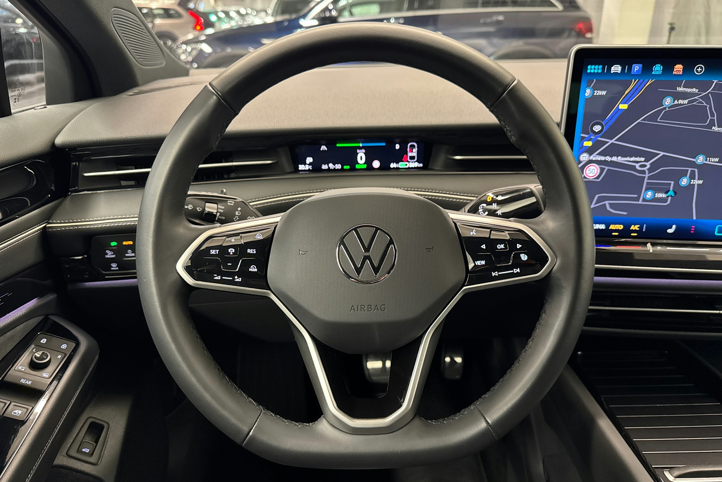 valkoinen Volkswagen ID.7 2025 kuva 14.