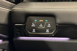 valkoinen Volkswagen ID.7 2025 kuva 21.