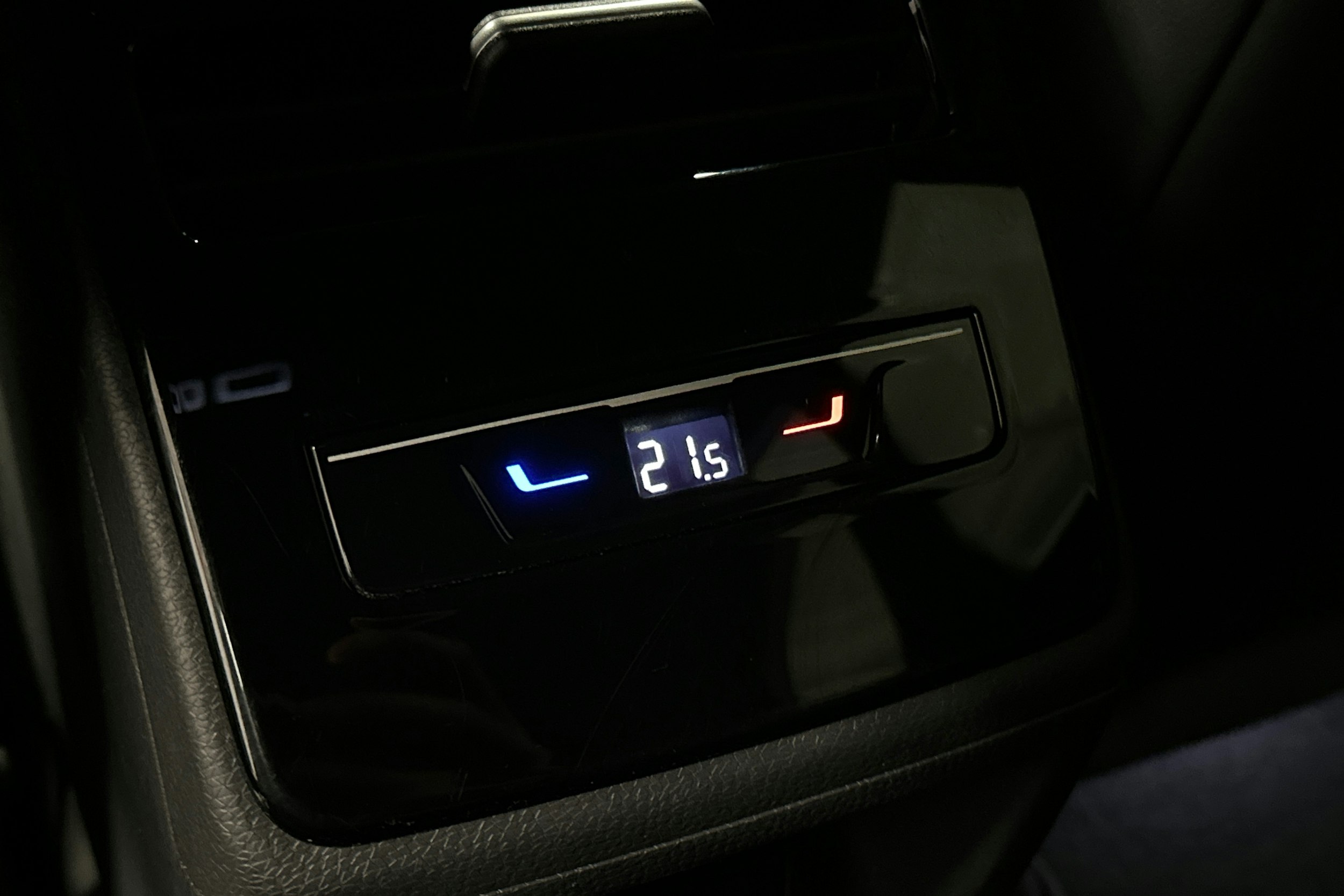 hopea Volkswagen ID.7 2025 kuva 17.