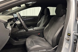 hopea Volkswagen ID.7 2025 kuva 18.