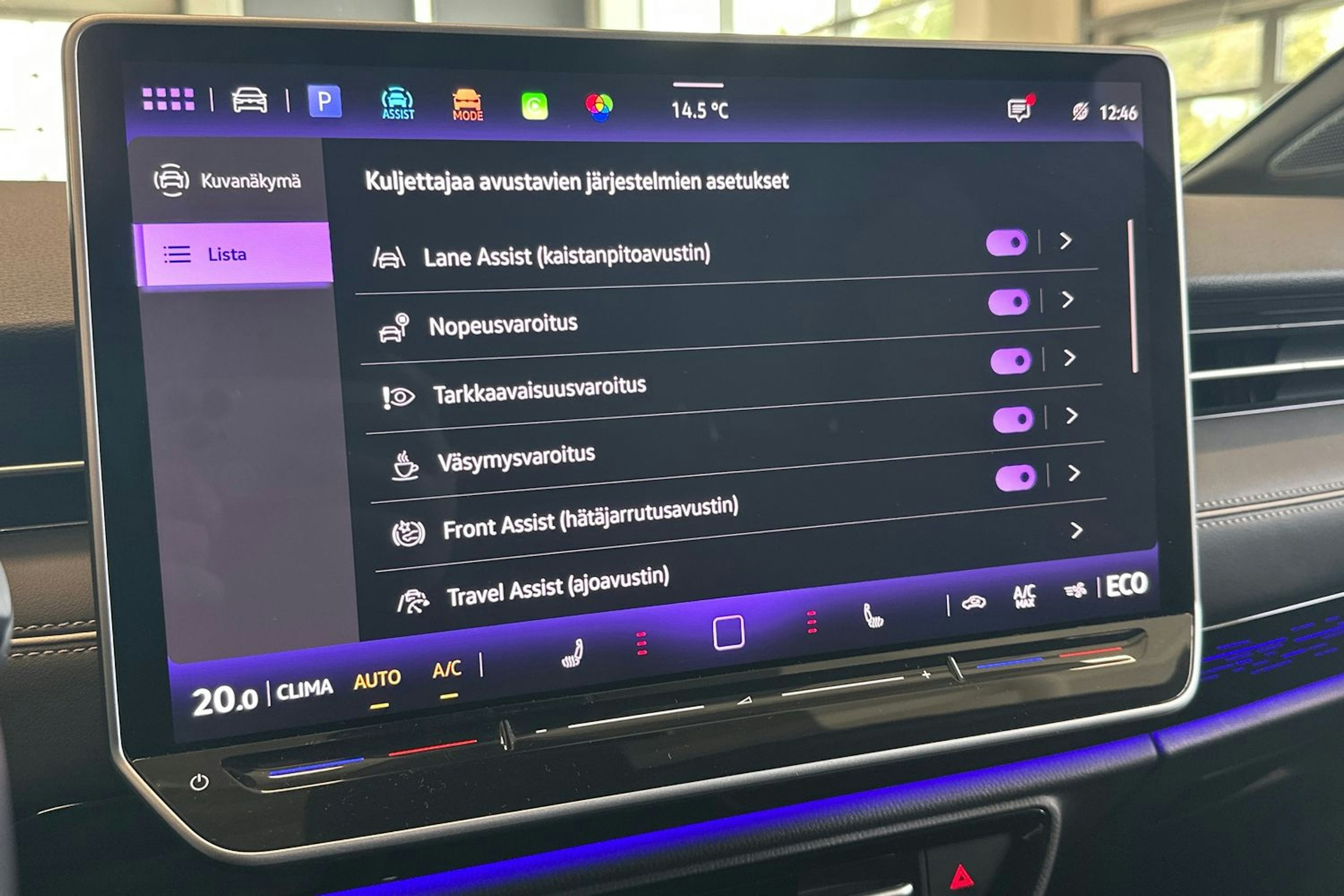 valkoinen Volkswagen ID.7 2025 kuva 30.