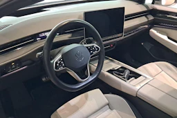 valkoinen Volkswagen ID.7 2025 kuva 6.