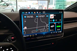 valkoinen Volkswagen ID.7 2025 kuva 13.