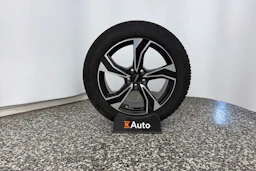 valkoinen Volkswagen ID.7 2025 kuva 10.