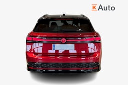 punainen Volkswagen ID.7 2025 kuva 3.
