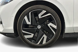 valkoinen Volkswagen ID.7 2025 kuva 12.