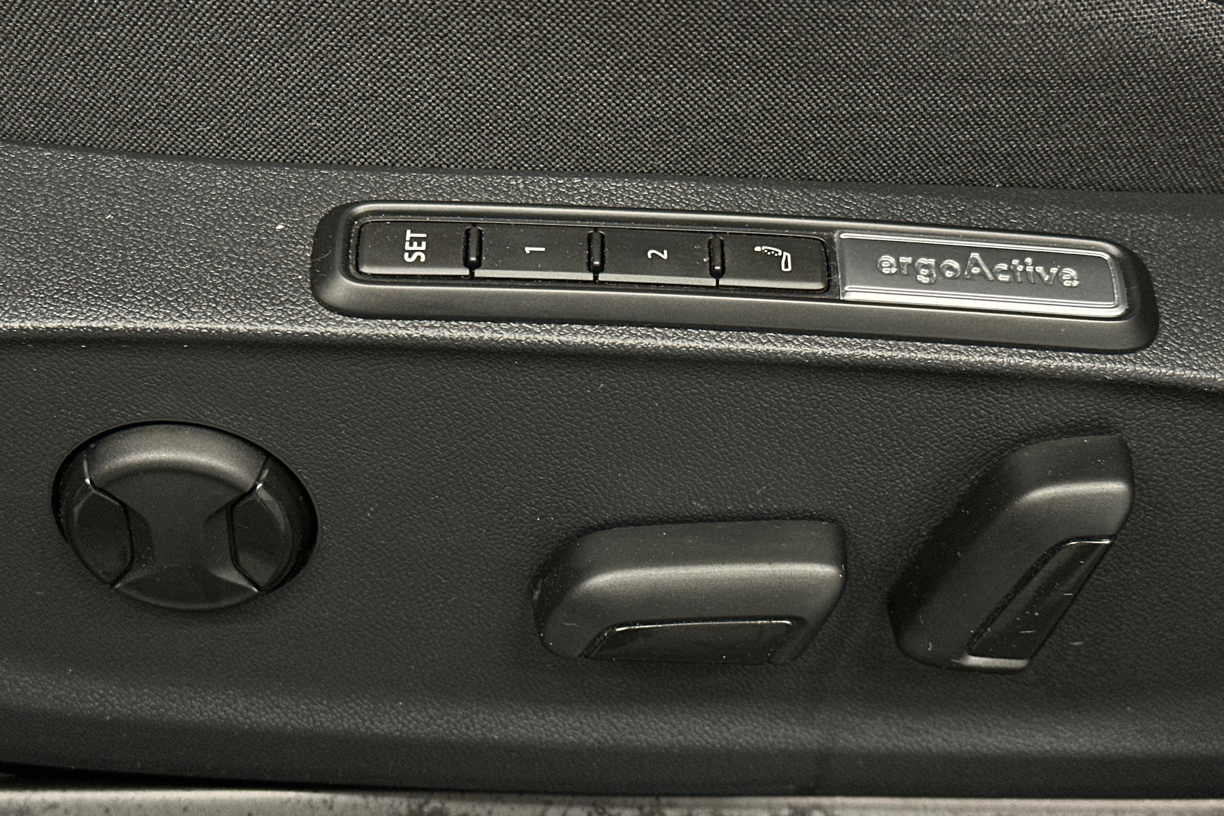 valkoinen Volkswagen ID.7 2025 kuva 20.