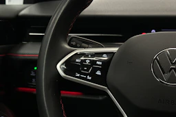 valkoinen Volkswagen ID.7 2025 kuva 23.