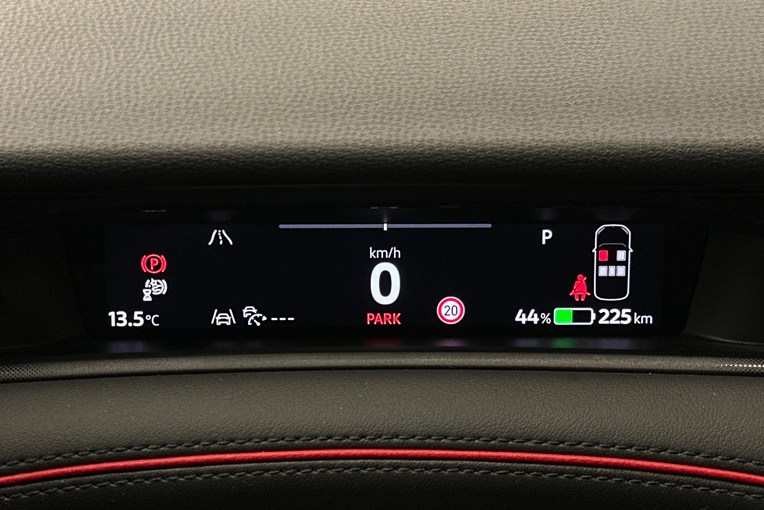 valkoinen Volkswagen ID.7 2025 kuva 25.