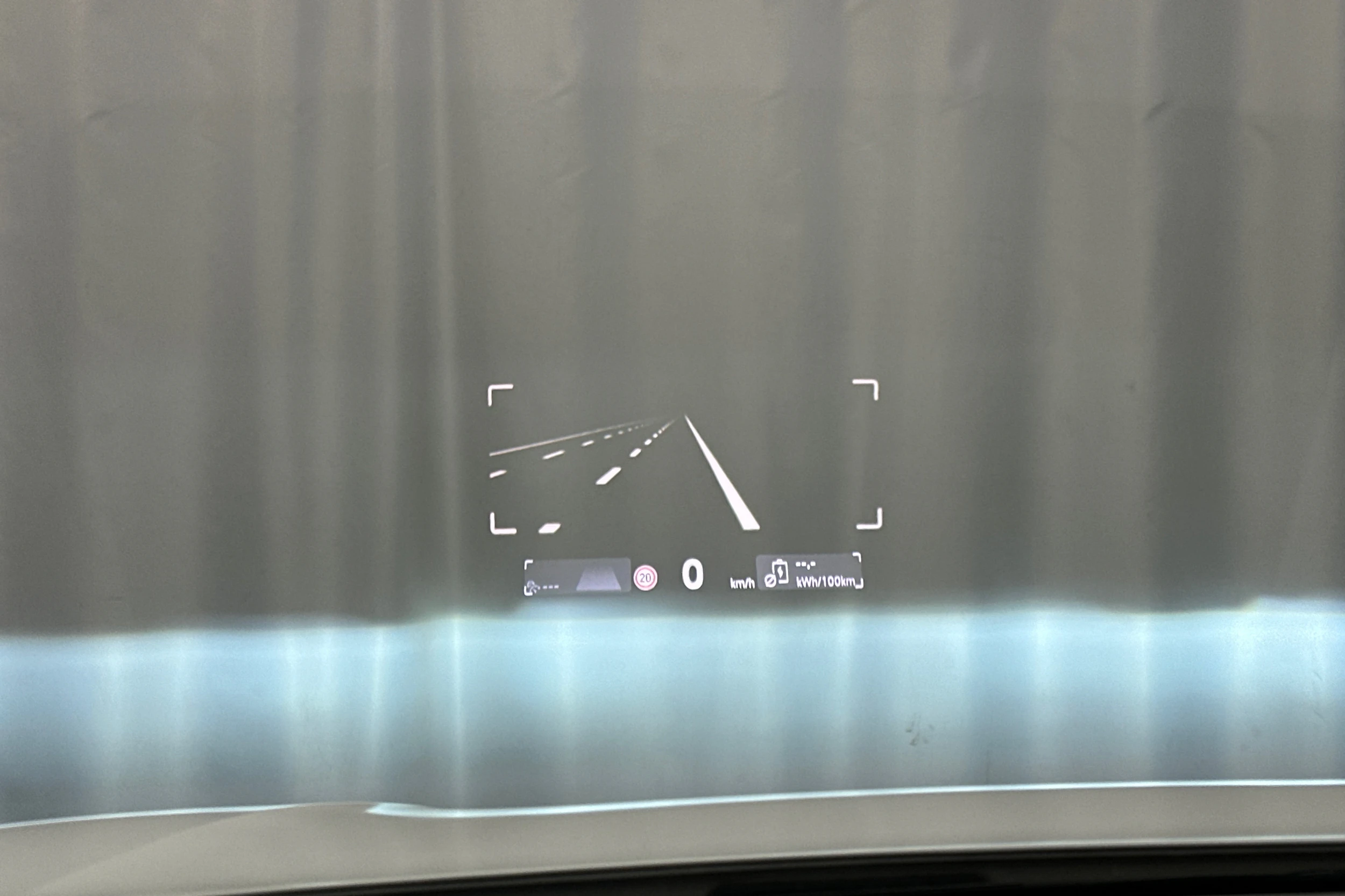 valkoinen Volkswagen ID.7 2025 kuva 26.