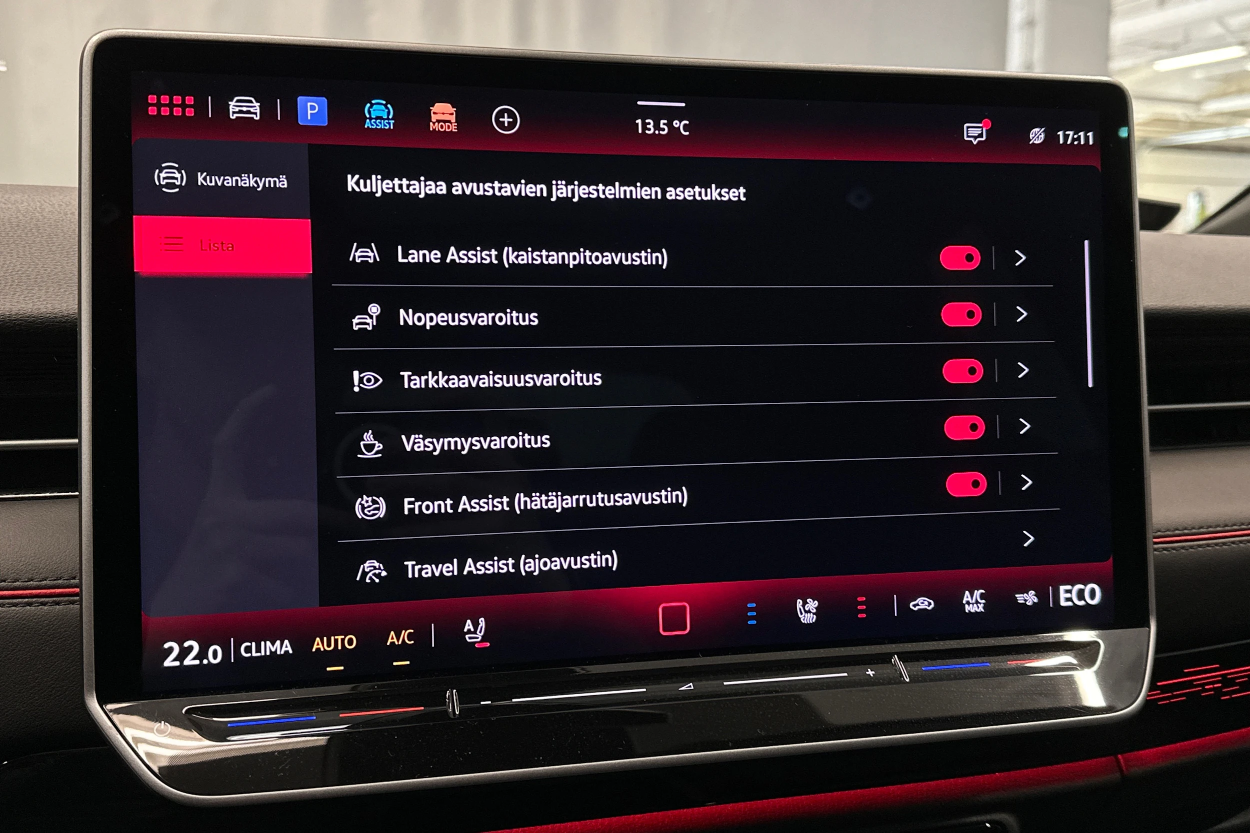 valkoinen Volkswagen ID.7 2025 kuva 31.