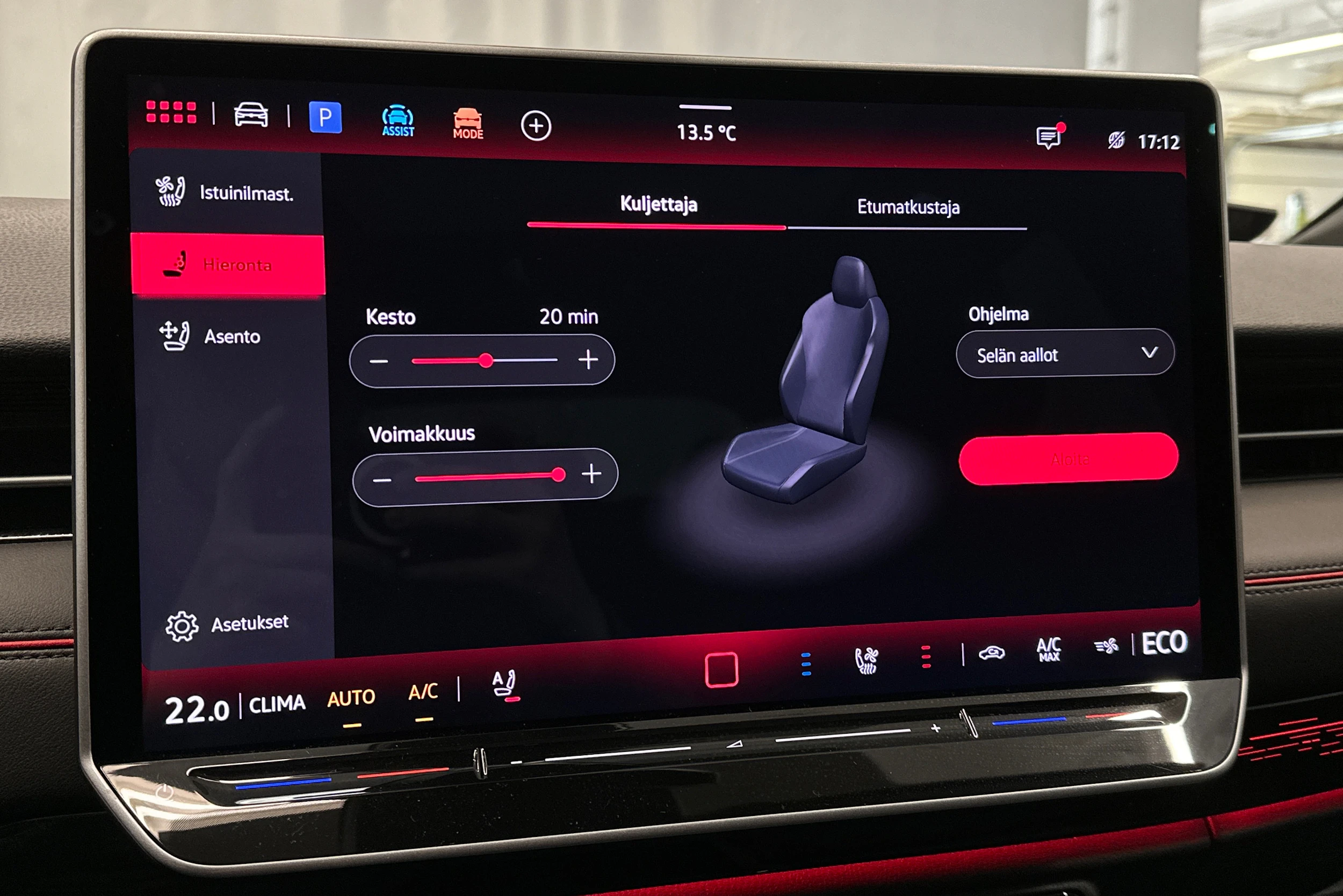 valkoinen Volkswagen ID.7 2025 kuva 35.