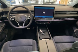 met. harmaa Volkswagen ID.7 2025 kuva 7.