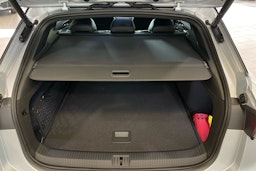 met. harmaa Volkswagen ID.7 2025 kuva 22.