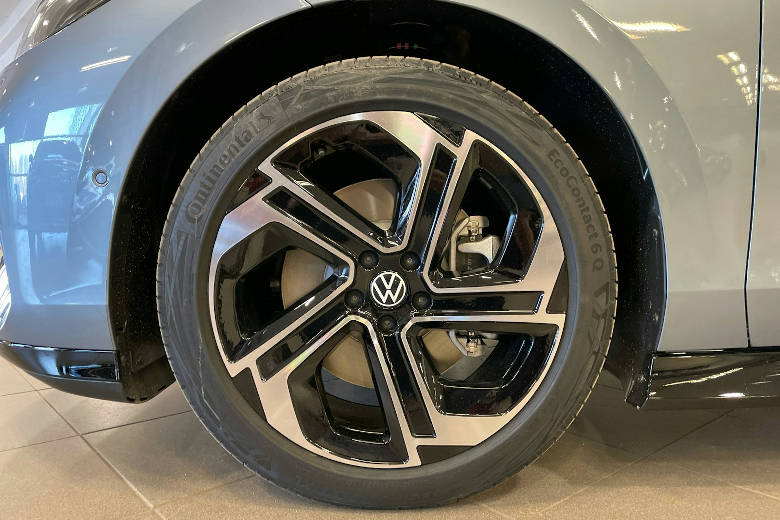 met. sininen Volkswagen ID.7 2025 kuva 9.