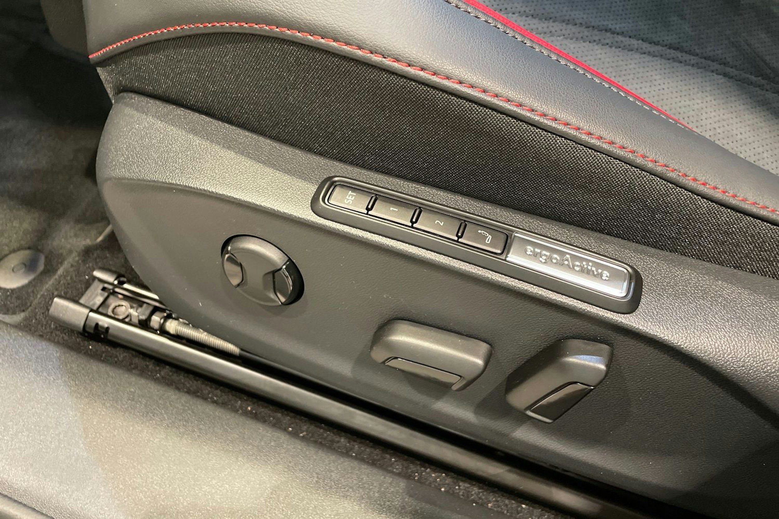 musta Volkswagen ID.7 2025 kuva 24.