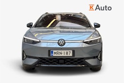 sininen Volkswagen ID.7 2025 kuva 4.