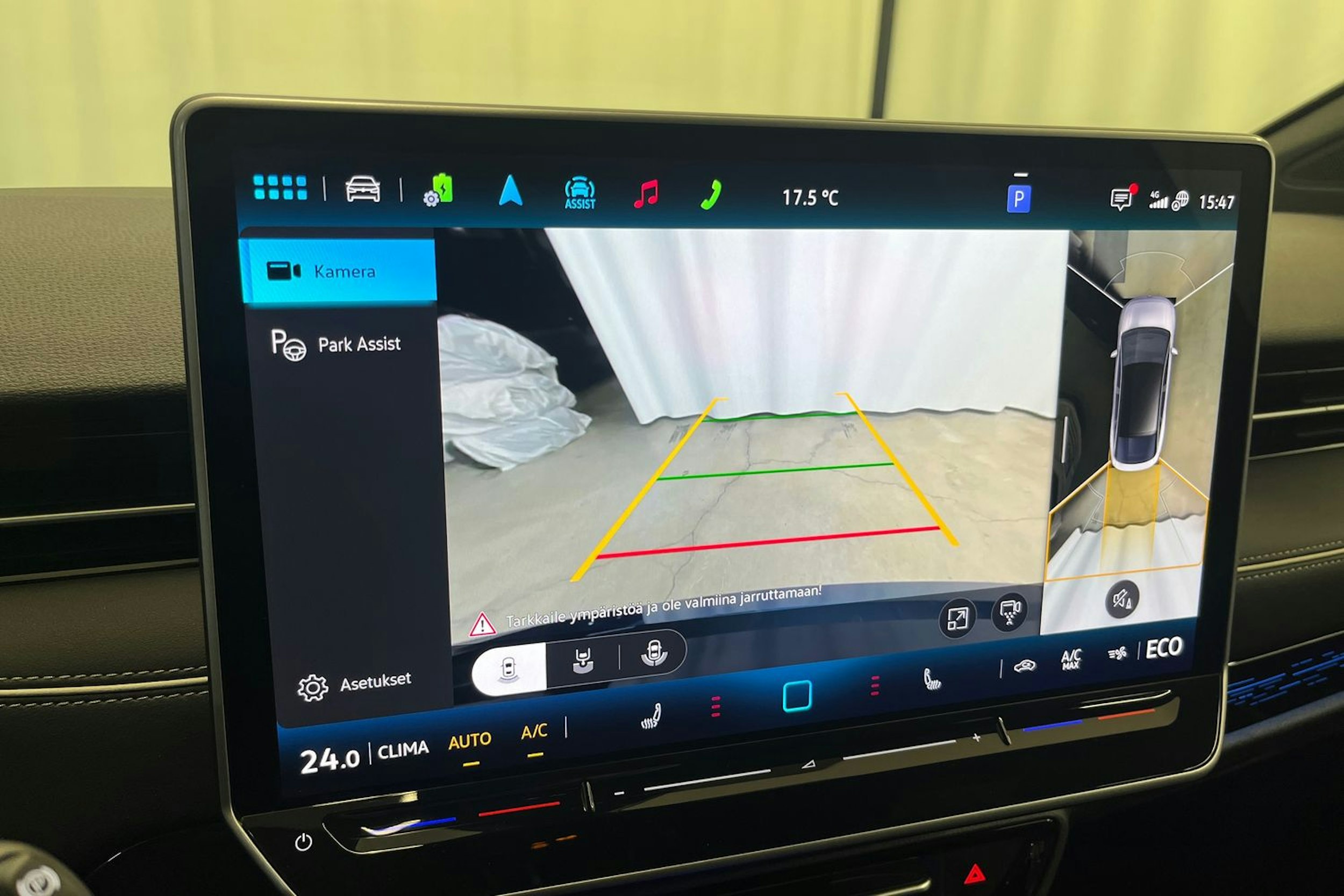 sininen Volkswagen ID.7 2025 kuva 21.