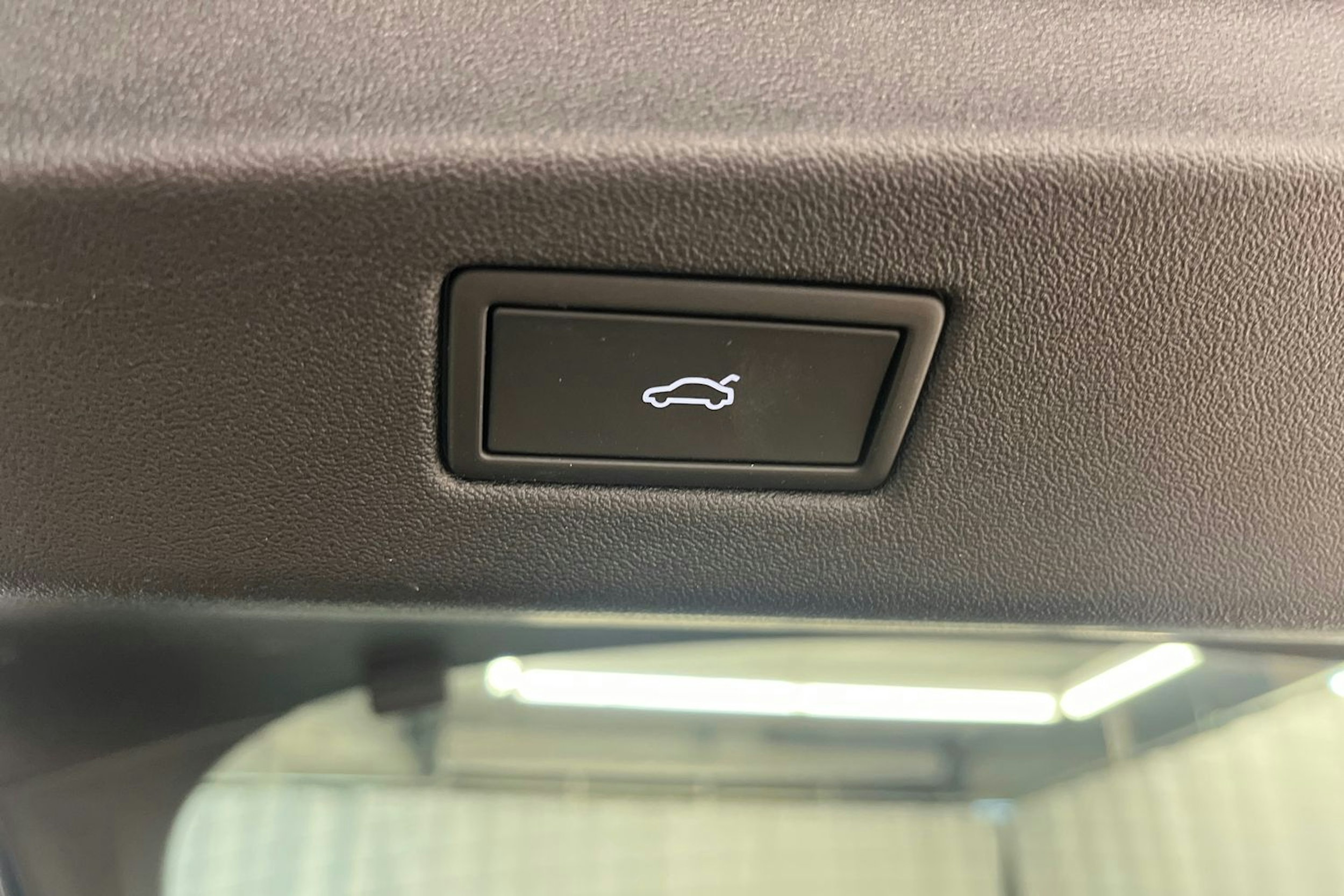 sininen Volkswagen ID.7 2025 kuva 27.