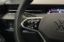 valkoinen Volkswagen ID.7 2025 kuva 22.