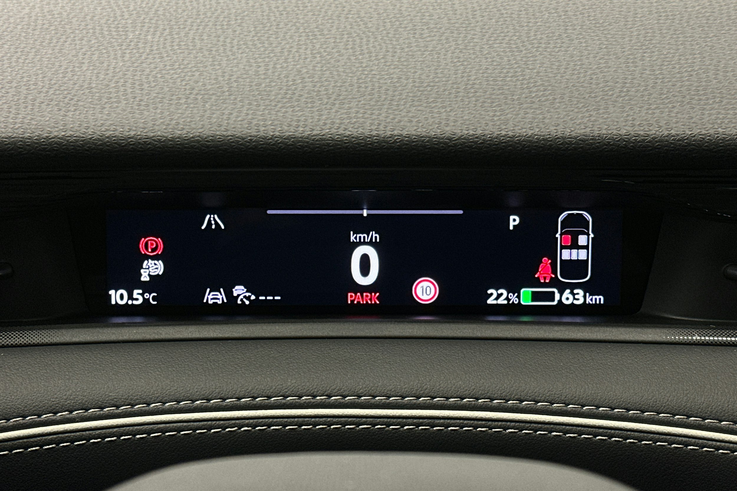 valkoinen Volkswagen ID.7 2025 kuva 25.