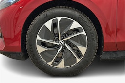 punainen Volkswagen ID.7 2025 kuva 11.