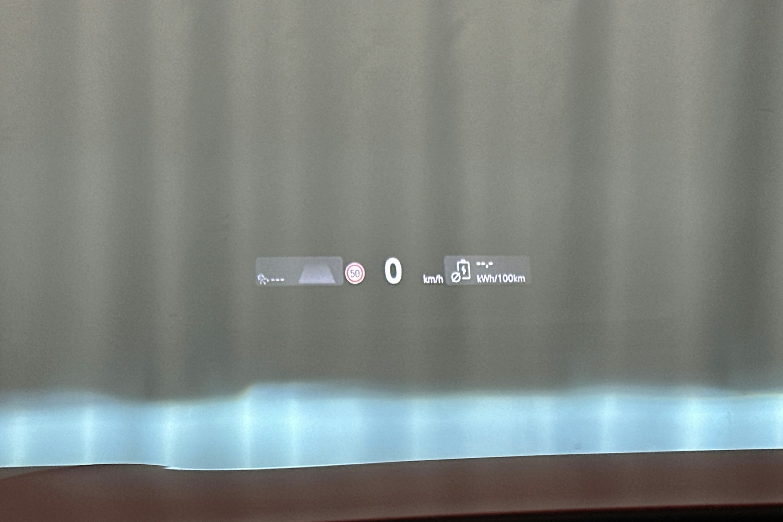 punainen Volkswagen ID.7 2025 kuva 25.