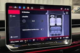 punainen Volkswagen ID.7 2025 kuva 29.