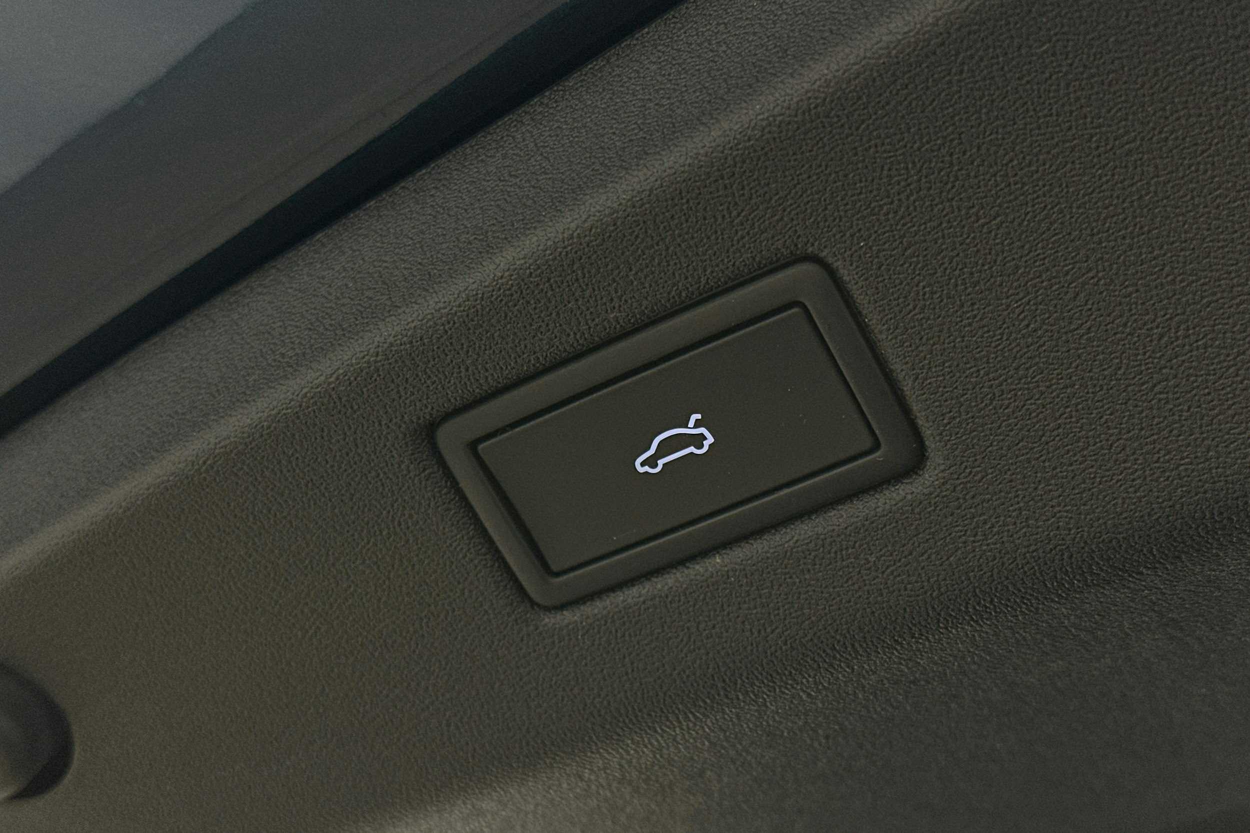 sininen Volkswagen ID.7 2025 kuva 15.