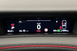 sininen Volkswagen ID.7 2025 kuva 24.