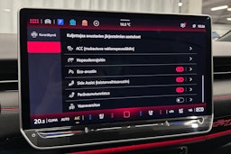 sininen Volkswagen ID.7 2025 kuva 31.