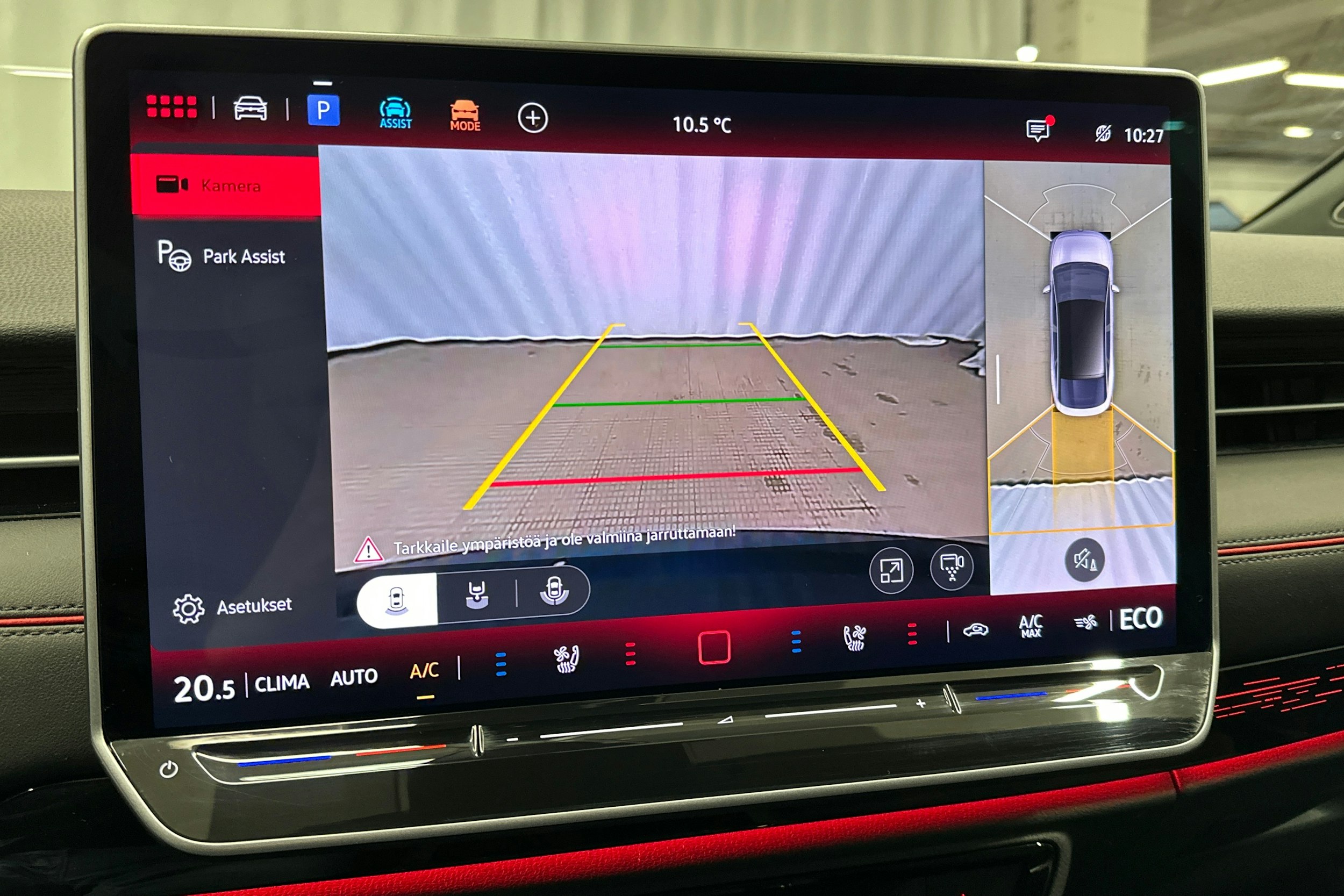 sininen Volkswagen ID.7 2025 kuva 35.