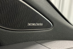 sininen Volkswagen ID.7 2025 kuva 37.