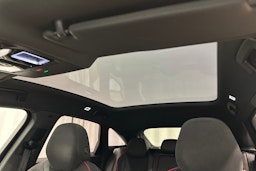 sininen Volkswagen ID.7 2025 kuva 38.