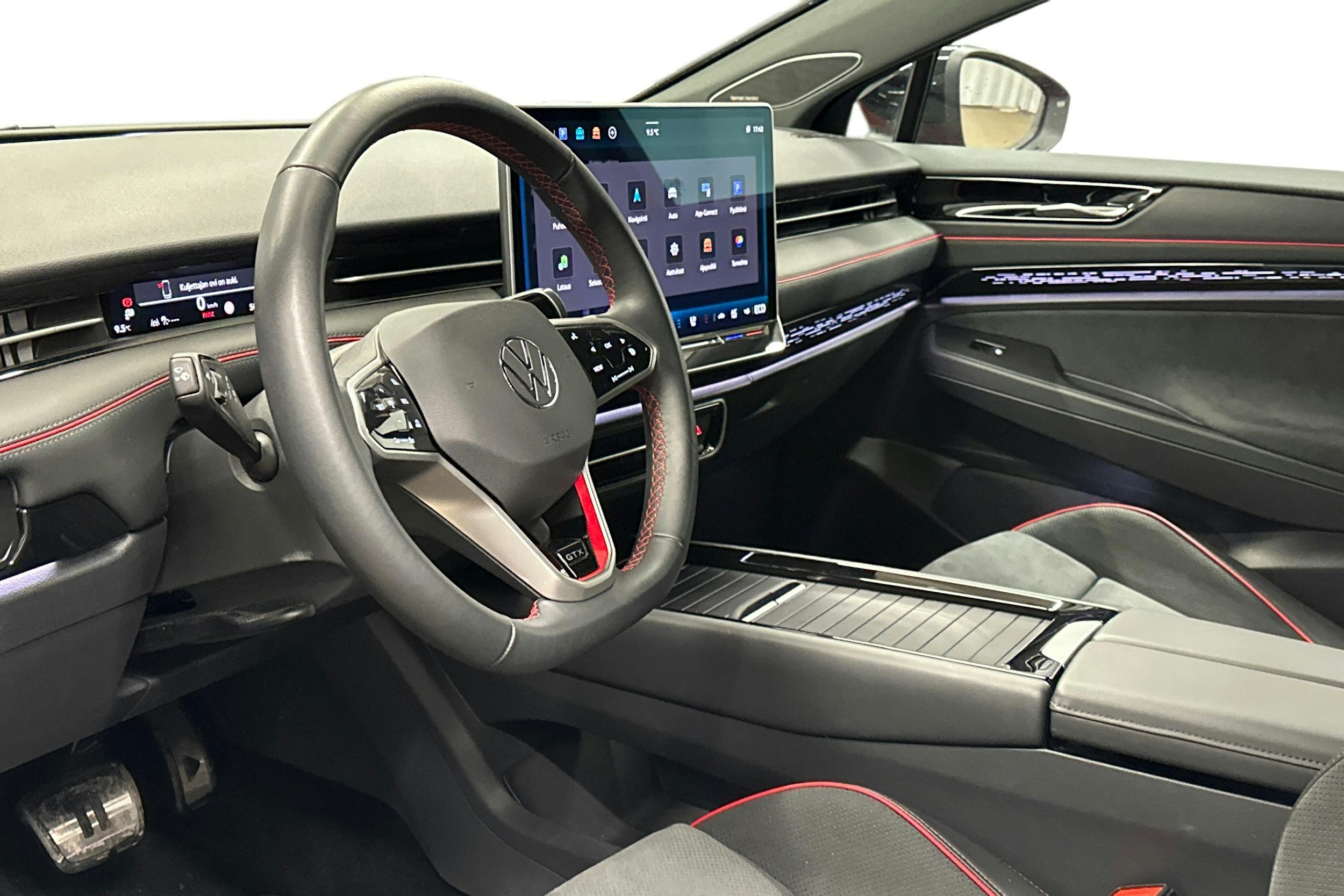 punainen Volkswagen ID.7 2025 kuva 7.