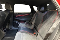 punainen Volkswagen ID.7 2025 kuva 10.