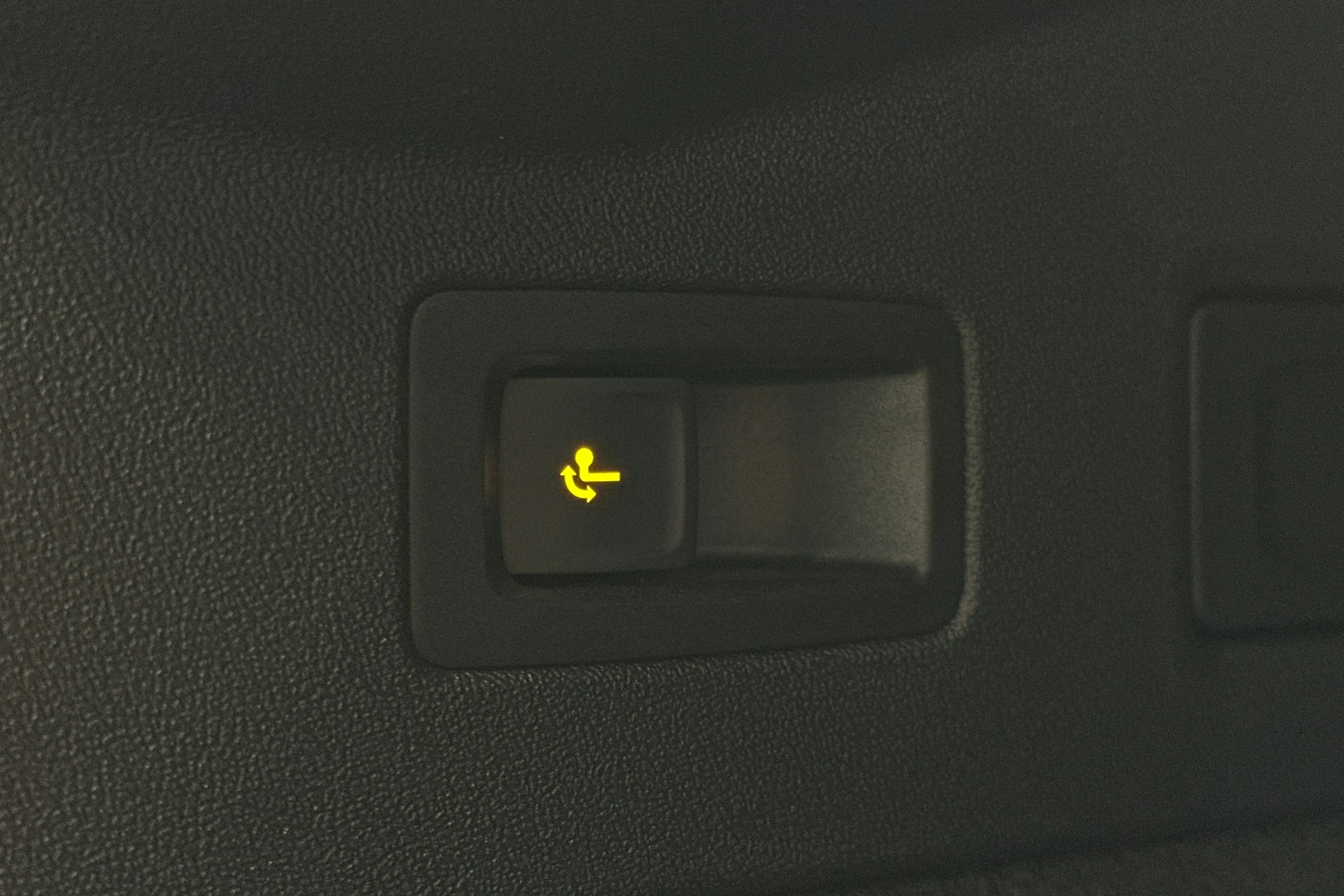 punainen Volkswagen ID.7 2025 kuva 16.