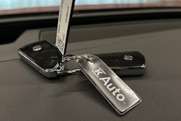 punainen Volkswagen ID.7 2025 kuva 39.