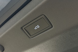 sininen Volkswagen ID.7 2025 kuva 12.