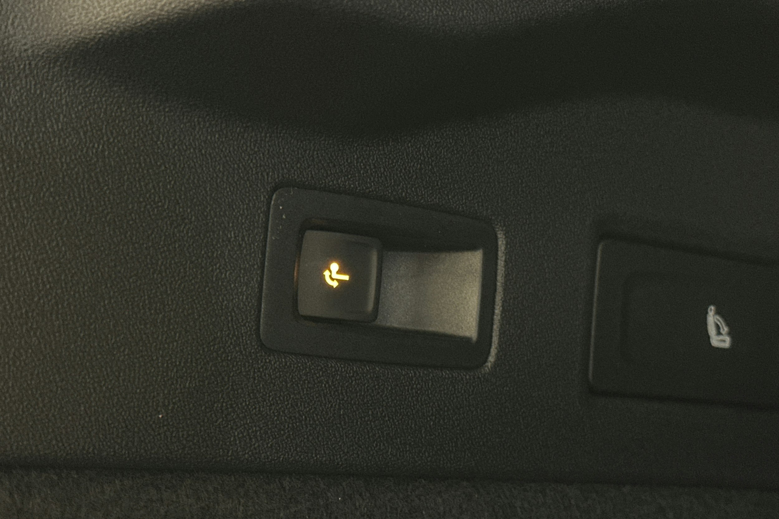 sininen Volkswagen ID.7 2025 kuva 13.